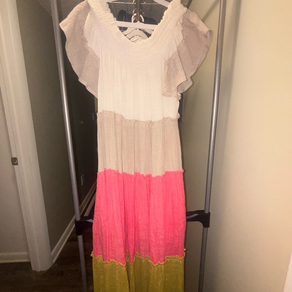 Umgee Cream and Pink Color Block Maxi Dress - Picture 2 of 7
